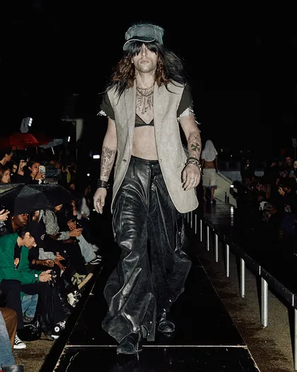 CONSUMER SOCIETY look 15