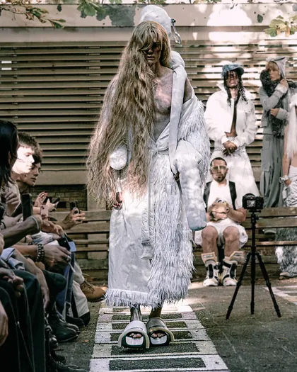 HIGHER EDUCATION look 7